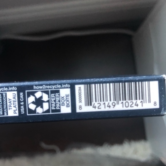 Beautycounter 2019 starlight eyeshadow palette NEW - Picture 5 of 6